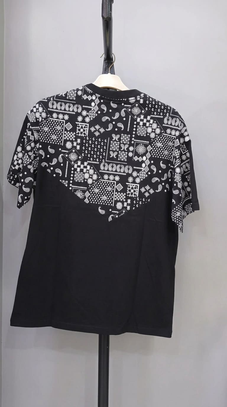 Bandana Motif Dripping Logo Tee — view 2